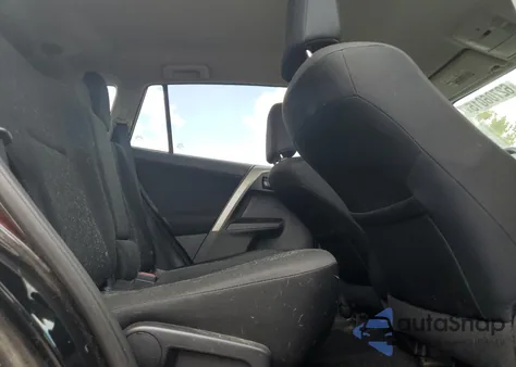 2016 Toyota Rav4 Le z USA, uszkodzony, nr VIN 2T3ZFREV4GW248532